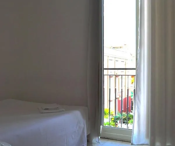 Oda ve Kahvaltı Zia Maria 3*