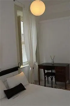 Zia Maria Oda ve Kahvaltı